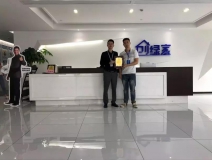 熱烈祝賀王總簽約創(chuàng)綠家南京市區(qū)級代理！